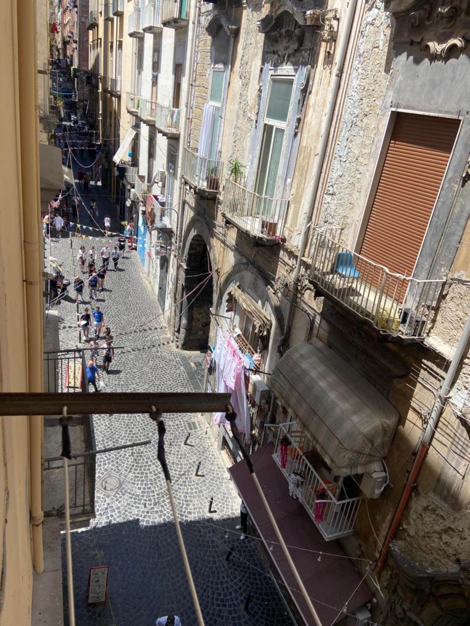 Dimora Tribunali 236 Napoli Exterior foto